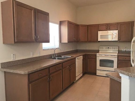 5th image of 439 Bayou Village Dr