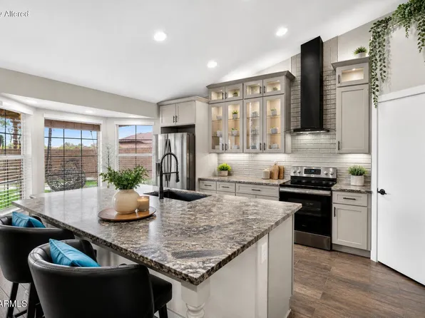 3242 N RICARDO Circle, Mesa, AZ 85215
