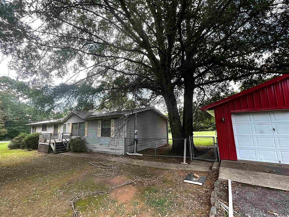 1st image of 70 Justin Dr