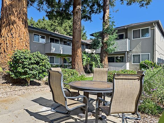 5th image of 720 Coleman Ave APT E