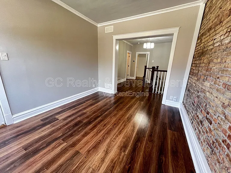 1439 N Artesian Ave #1 — Photo 8
