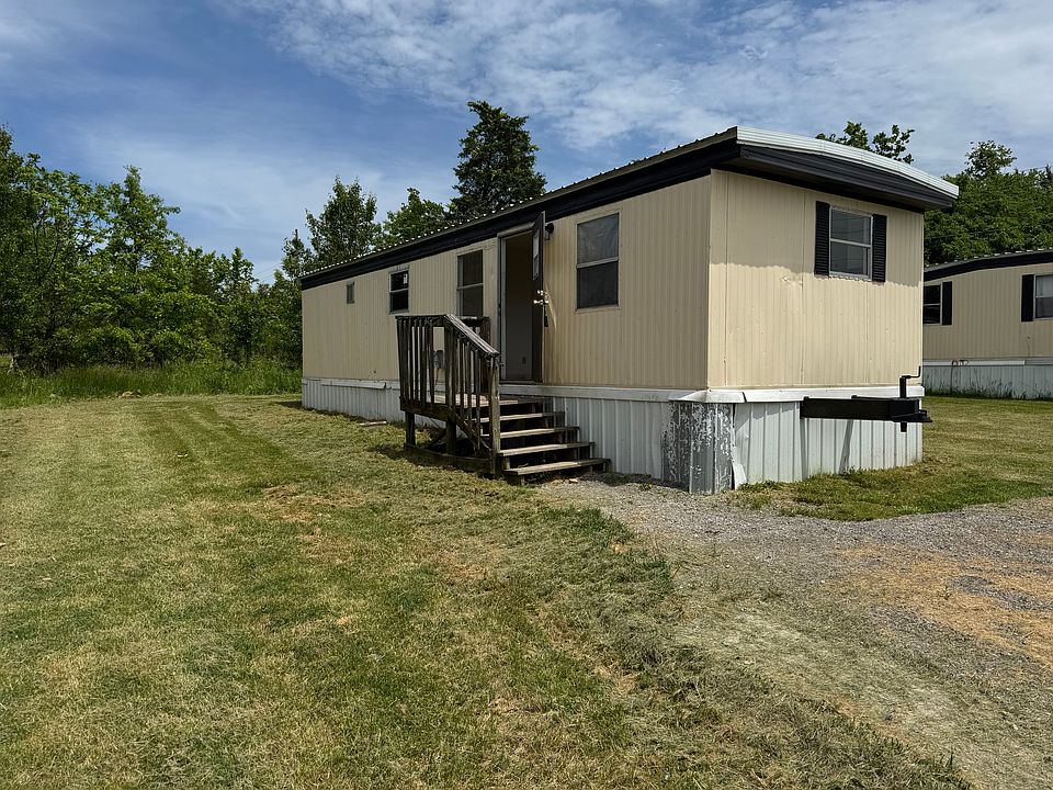 1st image of 154 Blaine Dr