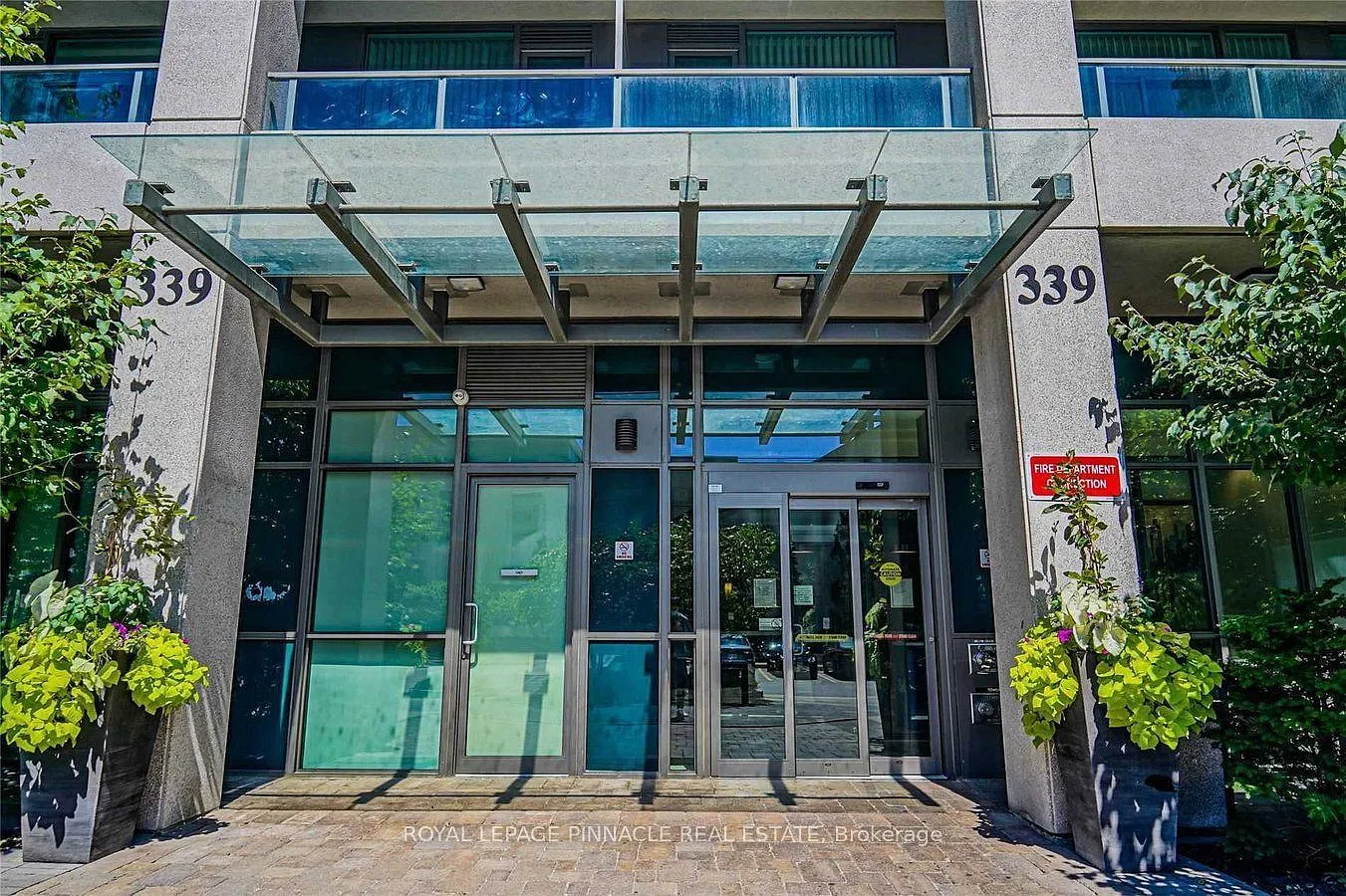 2 bed, $2,400 — Photo 2