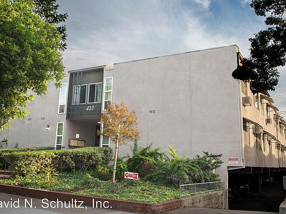 2nd image of 420 Burchett St APT 5