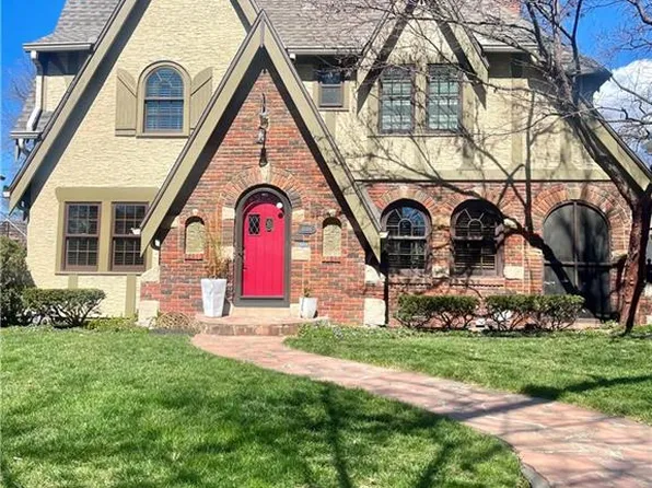 1006 W 70th St, Kansas City, MO 64113