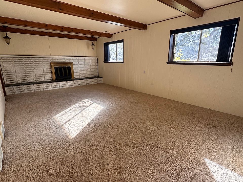 53446 Bancroft Dr, photo 11