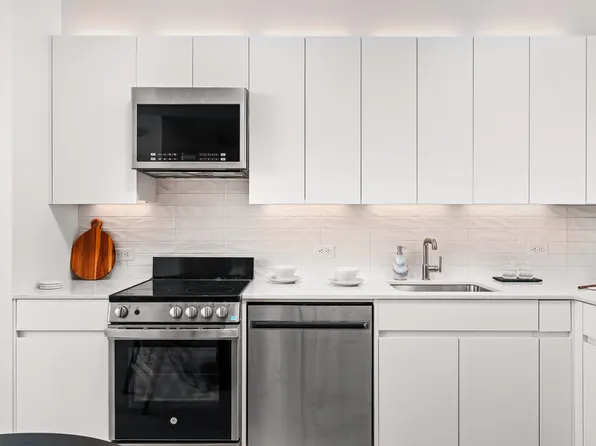 126 Sandford Street image 5 of 27