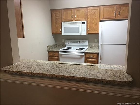 5th image of 205 Bristol Cmn