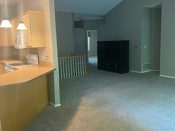4th image of 4325 S 179th St