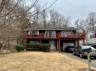 19 Lakeview Ct, Rockaway, NJ 07866