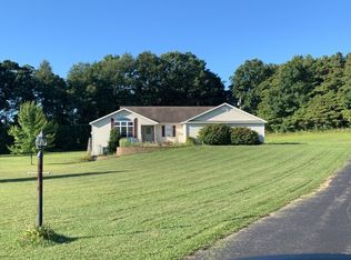 2200 Broken Arrow St NE, Cedar Springs, MI 49319