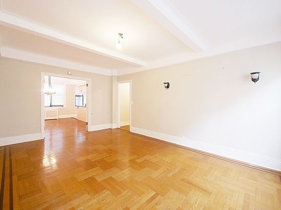 3rd image of 235 W 76th St #11C1