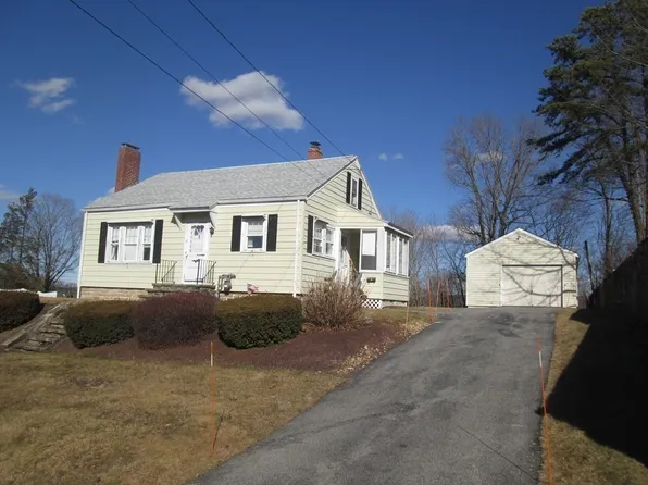 17 Park Ave, Webster, MA 01570