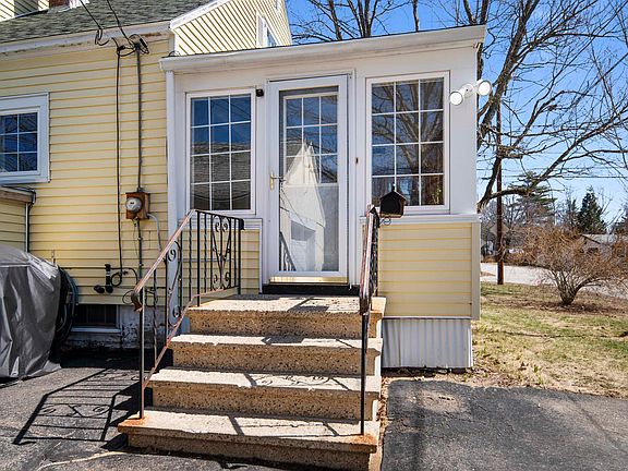 4th image of 51 Richardson Street