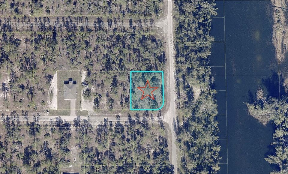 2nd image of 300 Murphy Ave