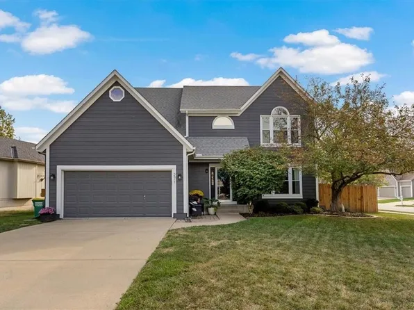 271 W Westhoff Pl, Gardner, KS 66030