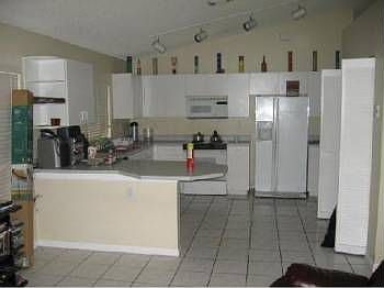 4th image of 495 NW 165th Ave