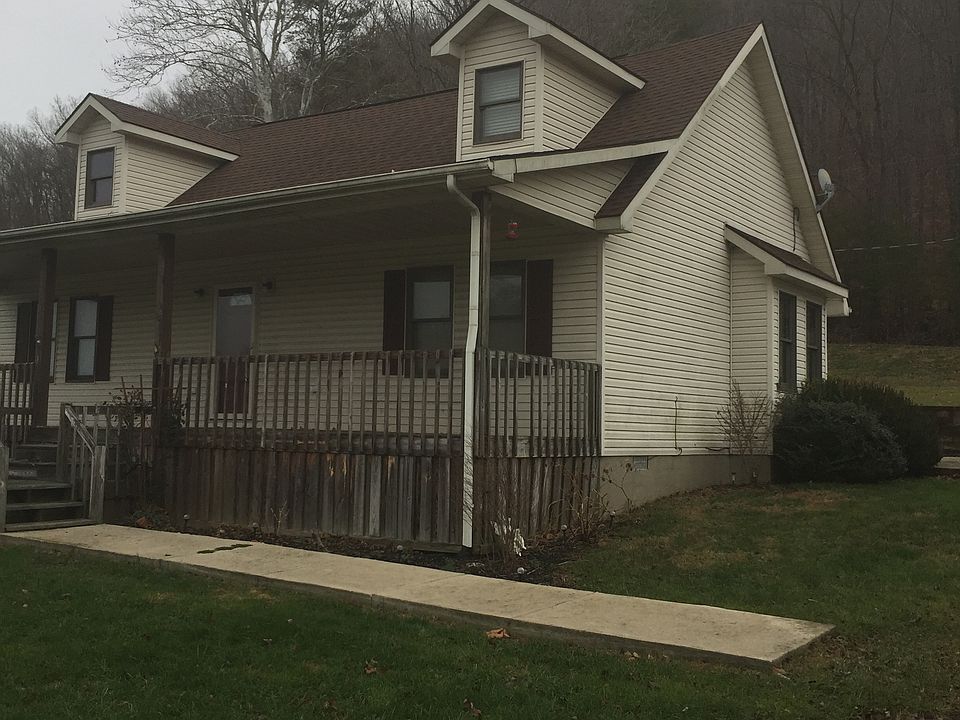 2nd image of 1111 Eastview Dr