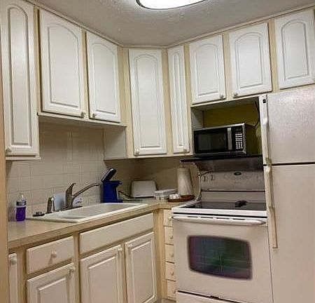 4th image of 3040 Lake Osborne Dr APT 107