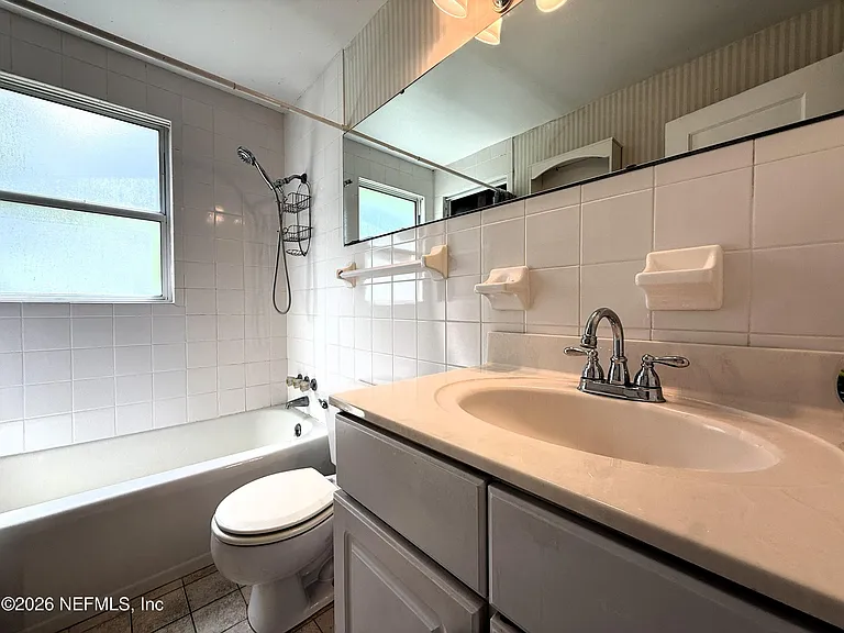 1338 Wolfe St #2 — Photo 8