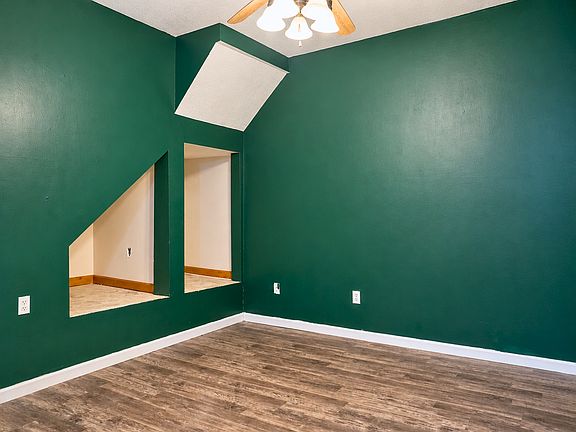 4th image of 530 4th St