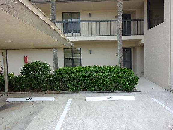 3rd image of 19101 SE Sea Turtle Ct #102