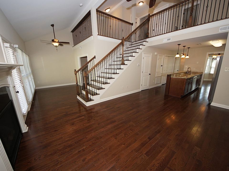 Spacious Open Great Room