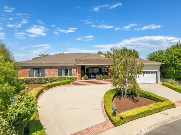 16355 Tudor Dr, Encino, CA 91436