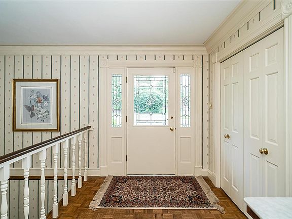 5th image of 11948 Country Club Dr