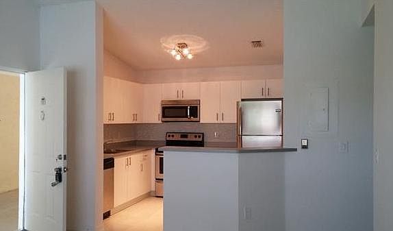 2nd image of 3670 N 56th Ave APT 728