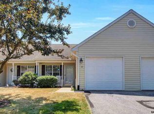 11 Hagarman Dr, York, PA 17408