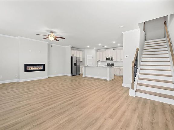 3rd image of 3006 Chene Pl