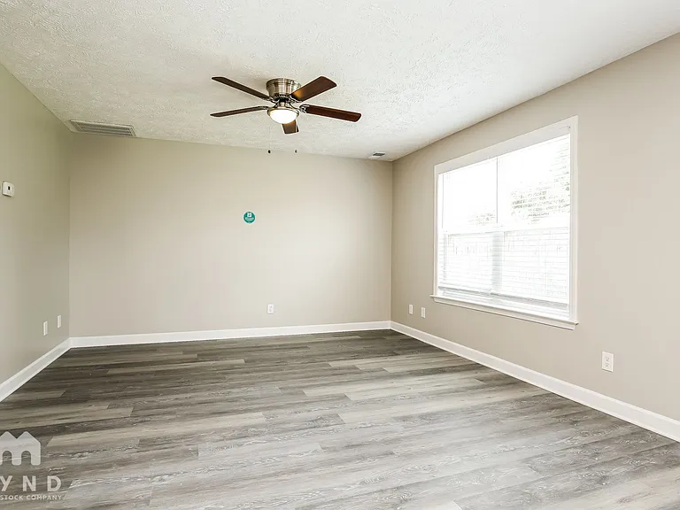 1634 Beaconcrest Cir — Photo 7