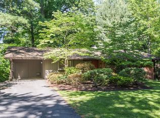 7310 Broxburn Ct, Bethesda, MD 20817