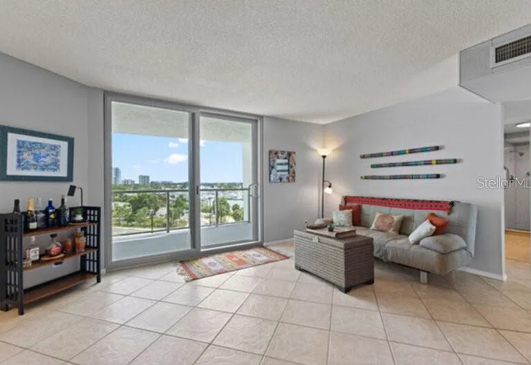 1111 N Gulfstream Ave #5B — Photo 6
