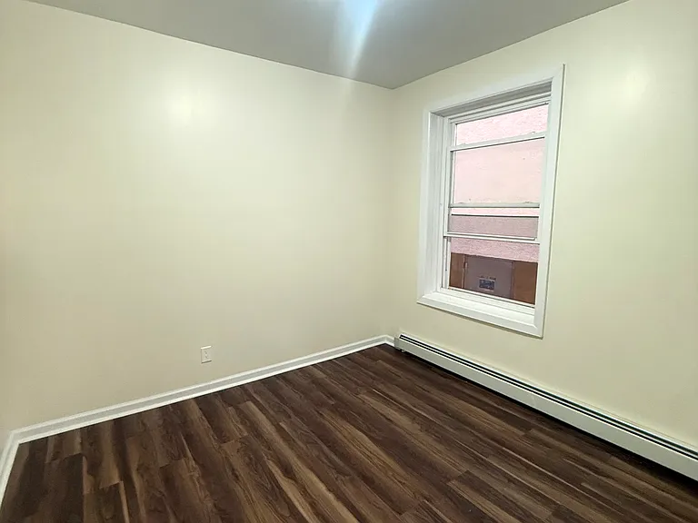 3066 Brighton 14th St #1 — Photo 2
