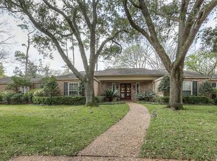 519 Hunters Park Ln, Houston, TX 77024