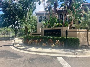 803 Normandy Trace Rd, Tampa, FL 33602