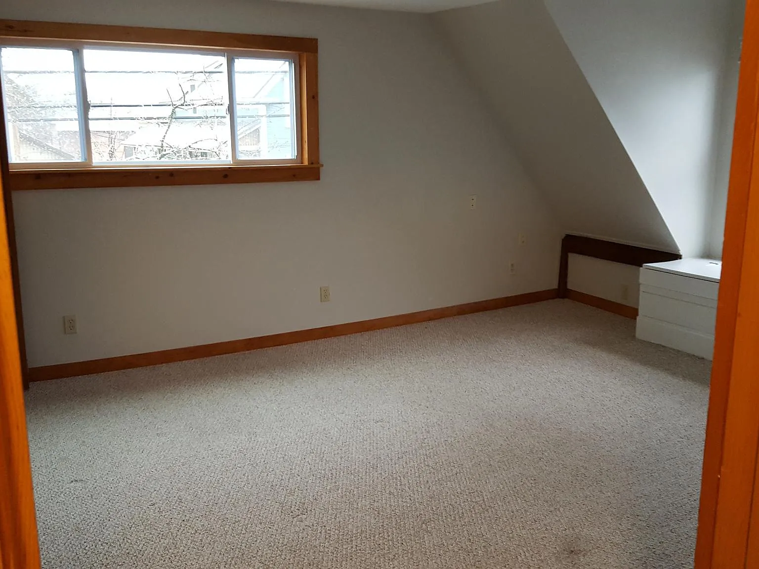2 bed, 900 sqft, $1,950 — Photo 4