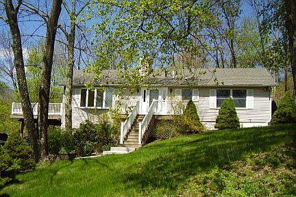 1st image of 37 Hillside Dr