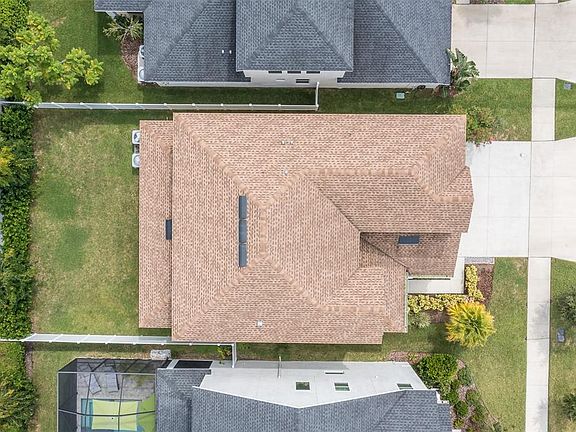 3rd image of 13837 Fairway Bunker Dr