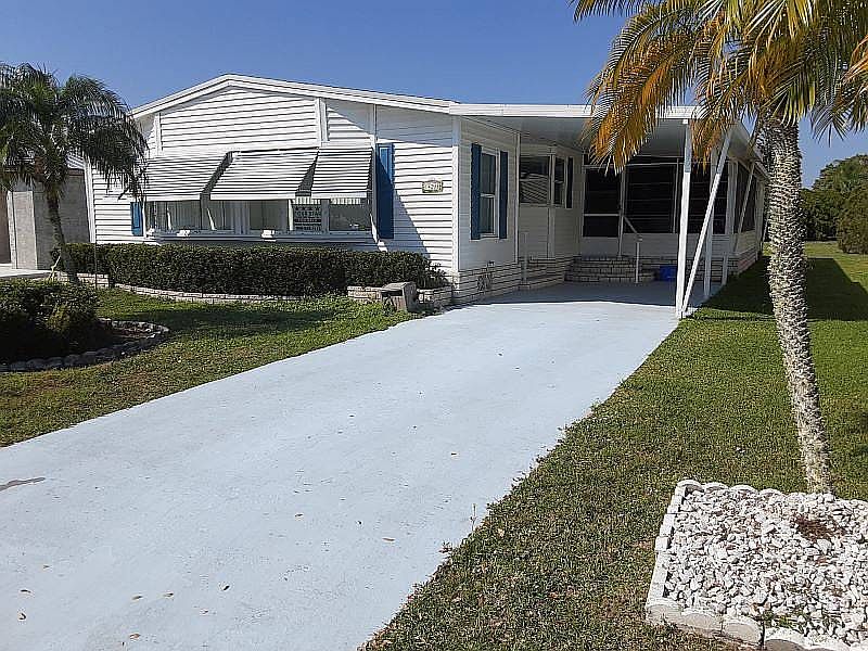1st image of 14293 Zorzal Ave
