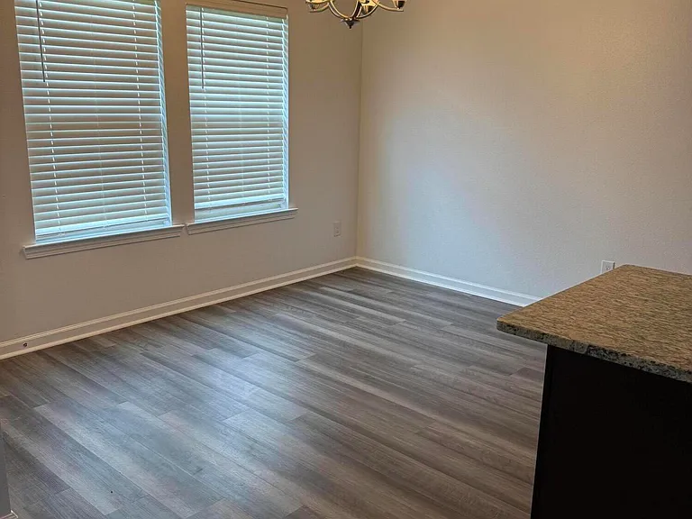 2252 Violet Elle Ln — Photo 2
