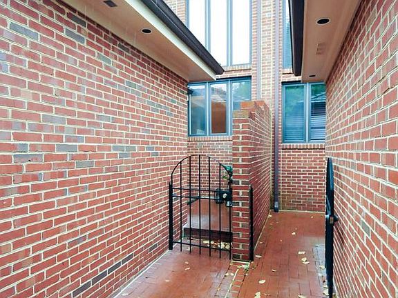 5th image of 1454 Hampton Hill Cir
