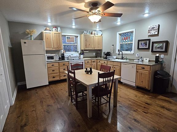 5th image of 234 Eastview Ln