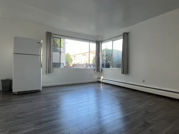 523 E Denny Way #4, Seattle, WA 98122