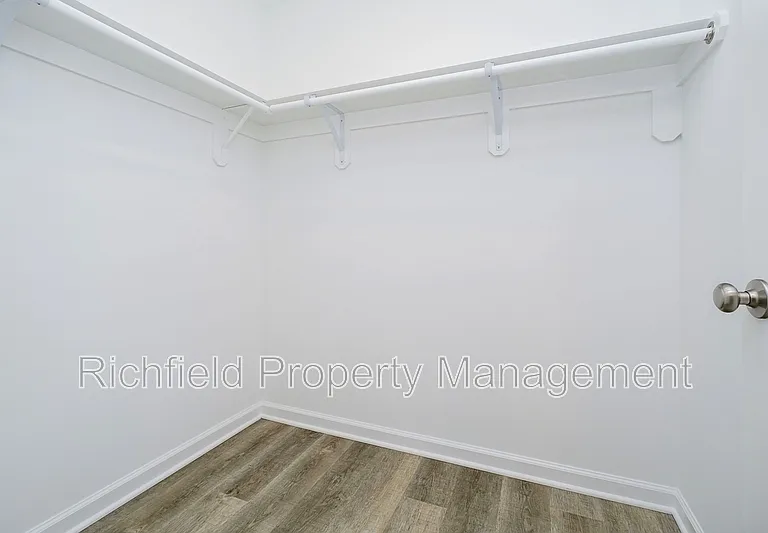 420 S Hamilton Ave #A — Photo 28