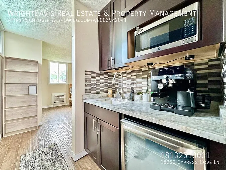 18200 Cypress Cove Ln — Photo 43