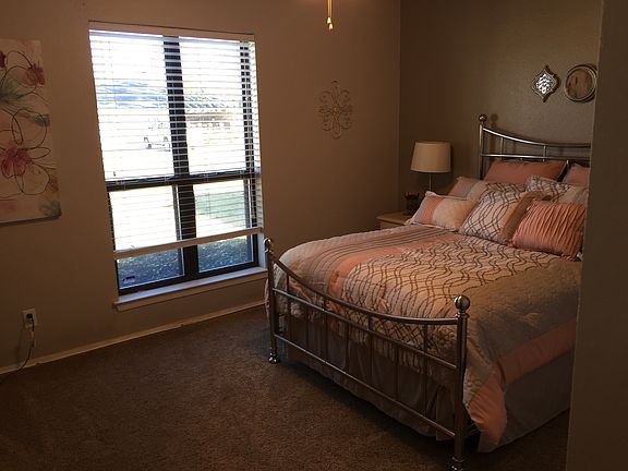 3rd image of 6564 Amber Dr