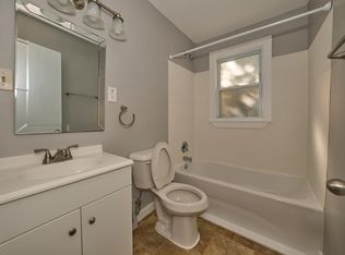 813 N Elm Ave, Saint Louis, MO